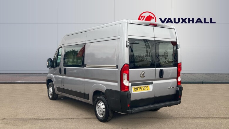 Vauxhall Movano 3500 L2 Diesel Fwd 2.2 Turbo D 140ps H2 Van Prime